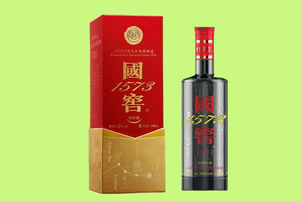 琼中回收国窖1573.jpg